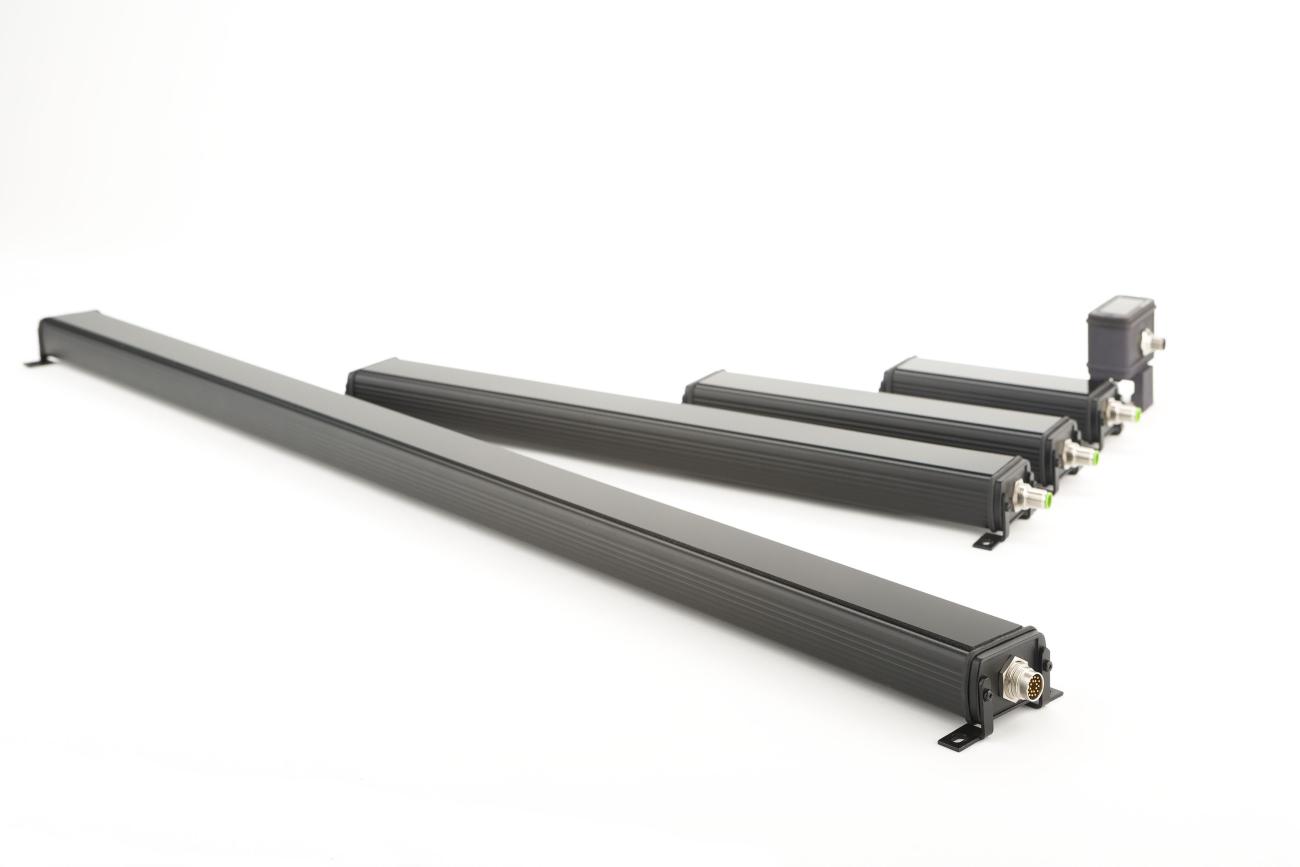 WPS 900: [rr sensor] for edge detection and web guiding