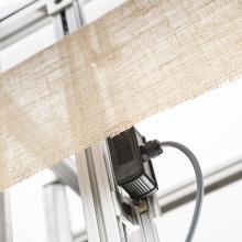 Edge detection of any material with Roll-2-Roll Sensor